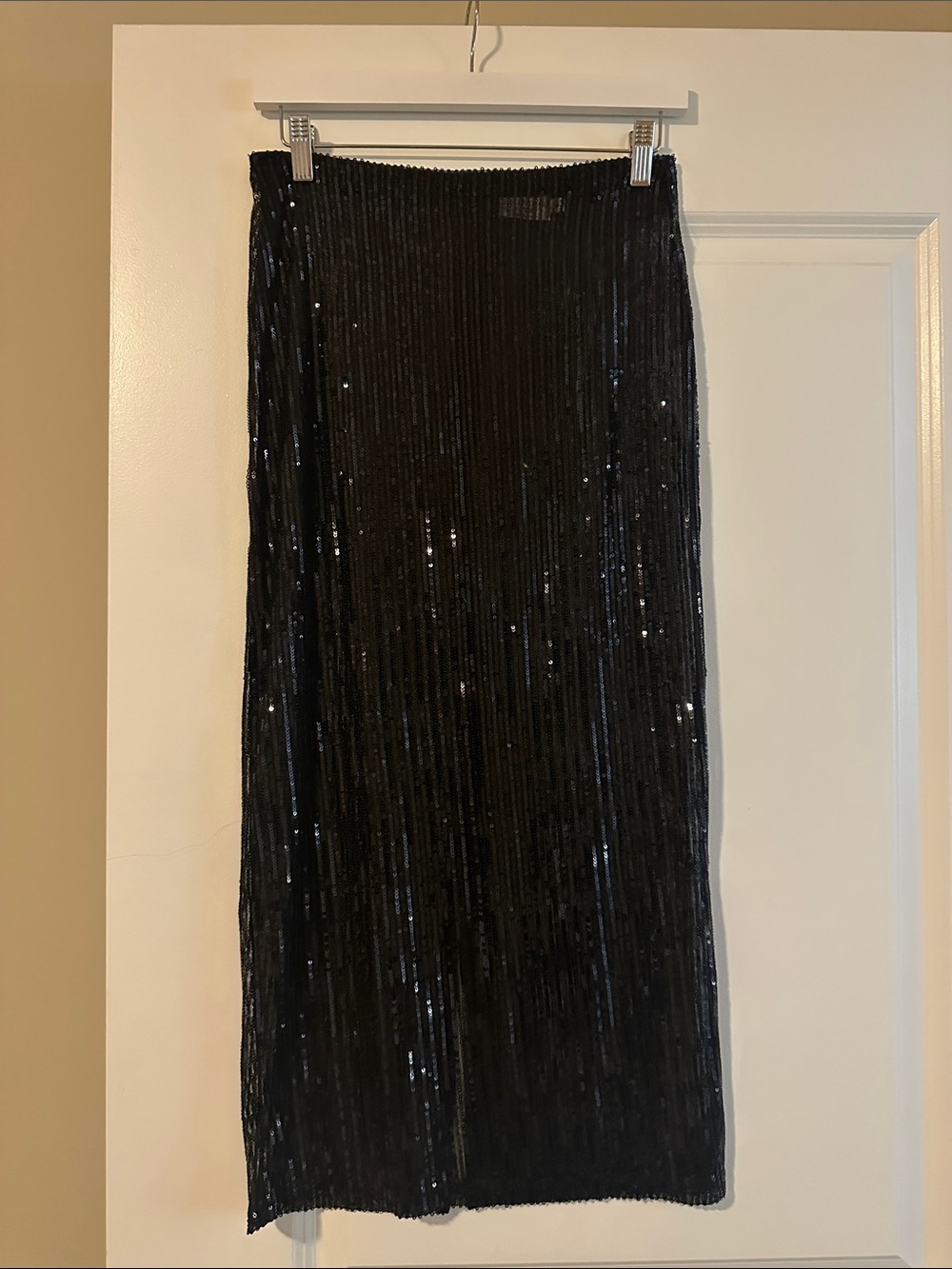 Black Sequin Midi Skirt — Sleek Evening Pencil Skirt